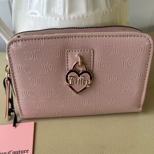 Juicy Couture Dusty Blush Simply Perfect Everything Multicompartment Bifold